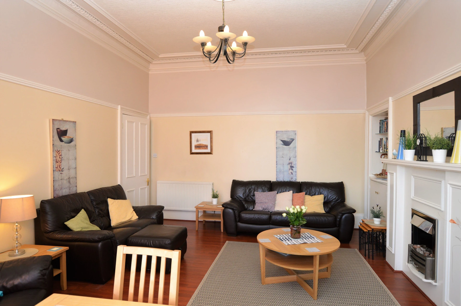 Sebright Holiday Apartment Image 1