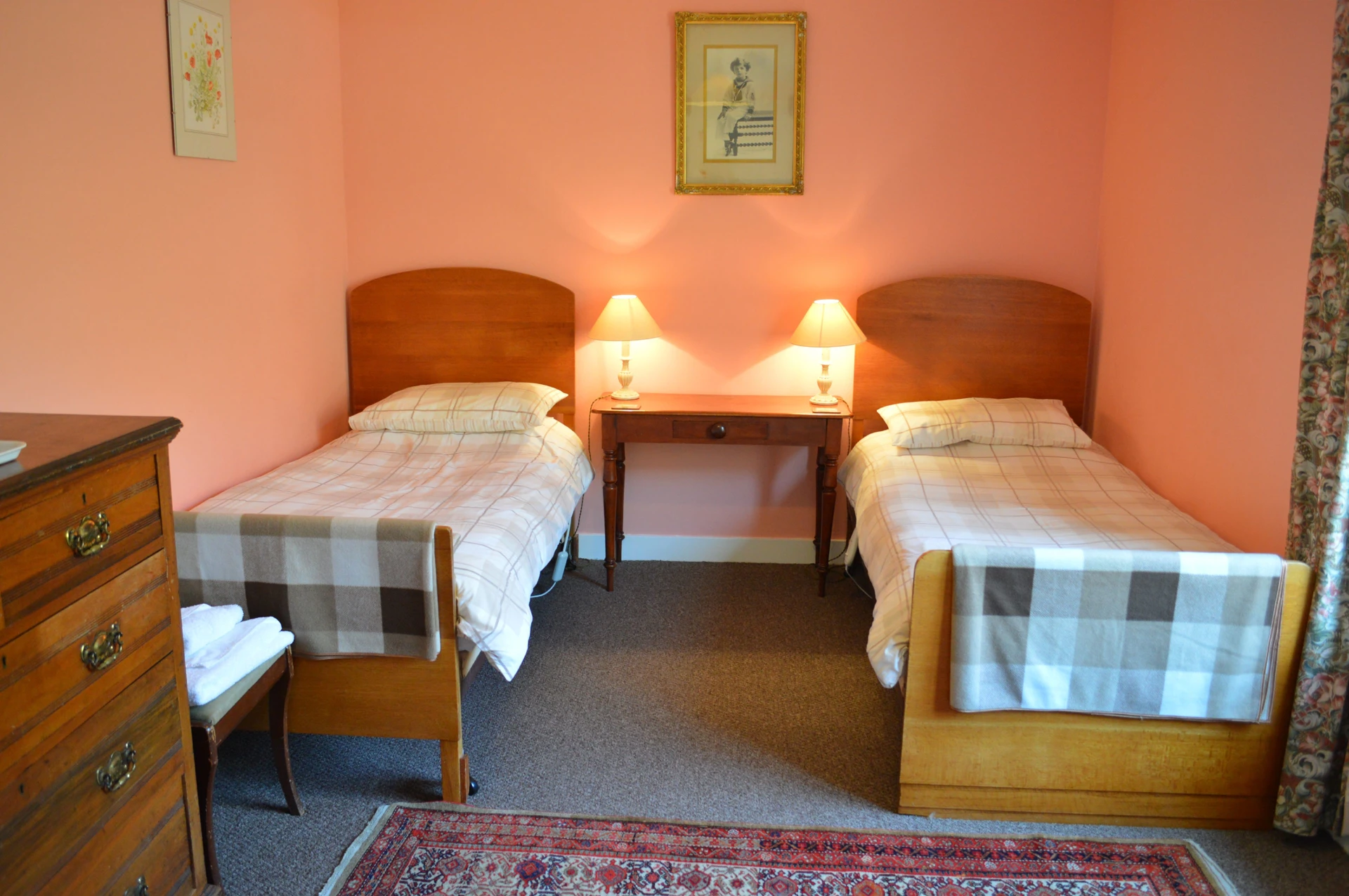 Inverfyne Cottage Image 1