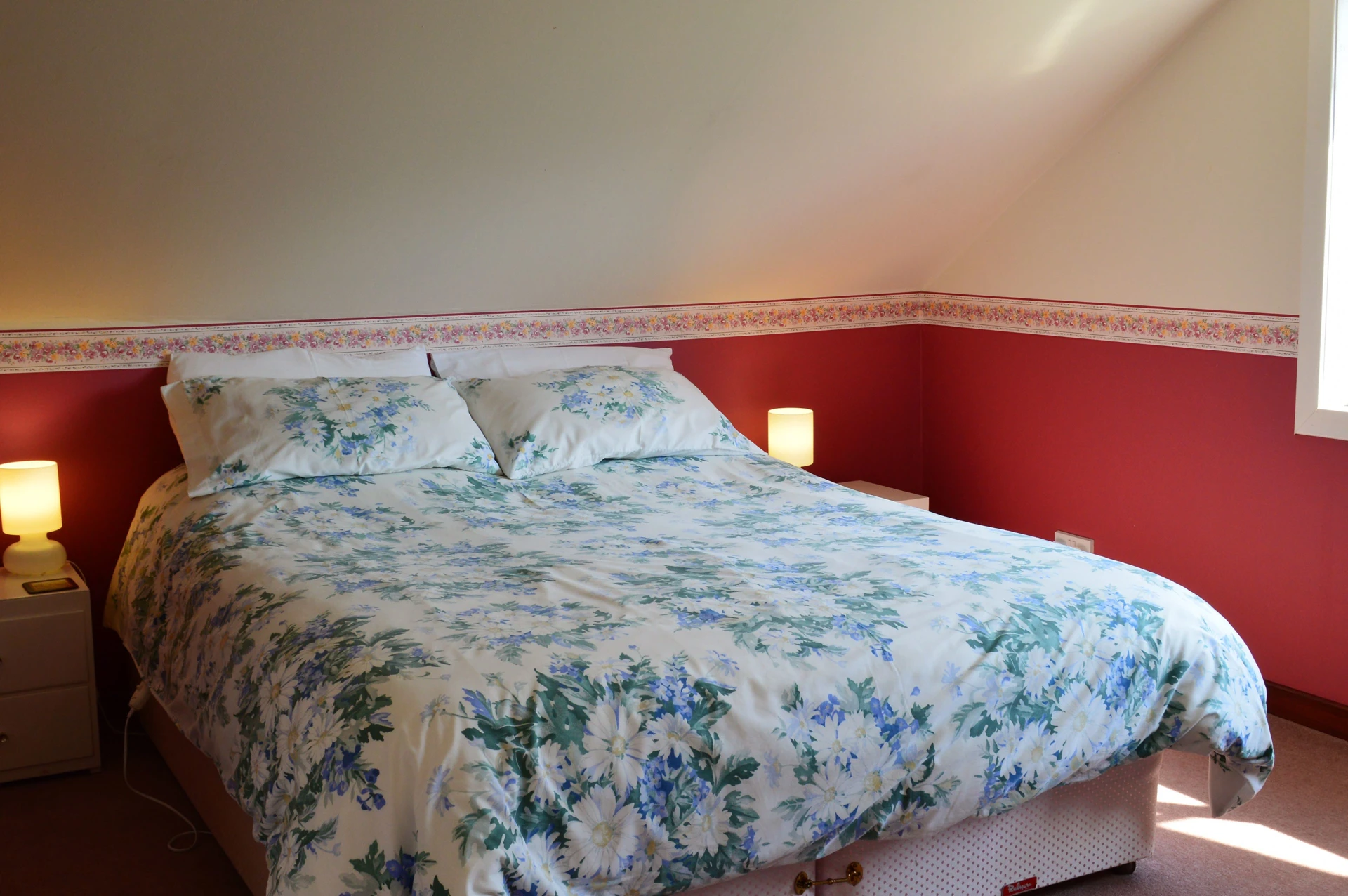 Inverfyne Cottage Image 1