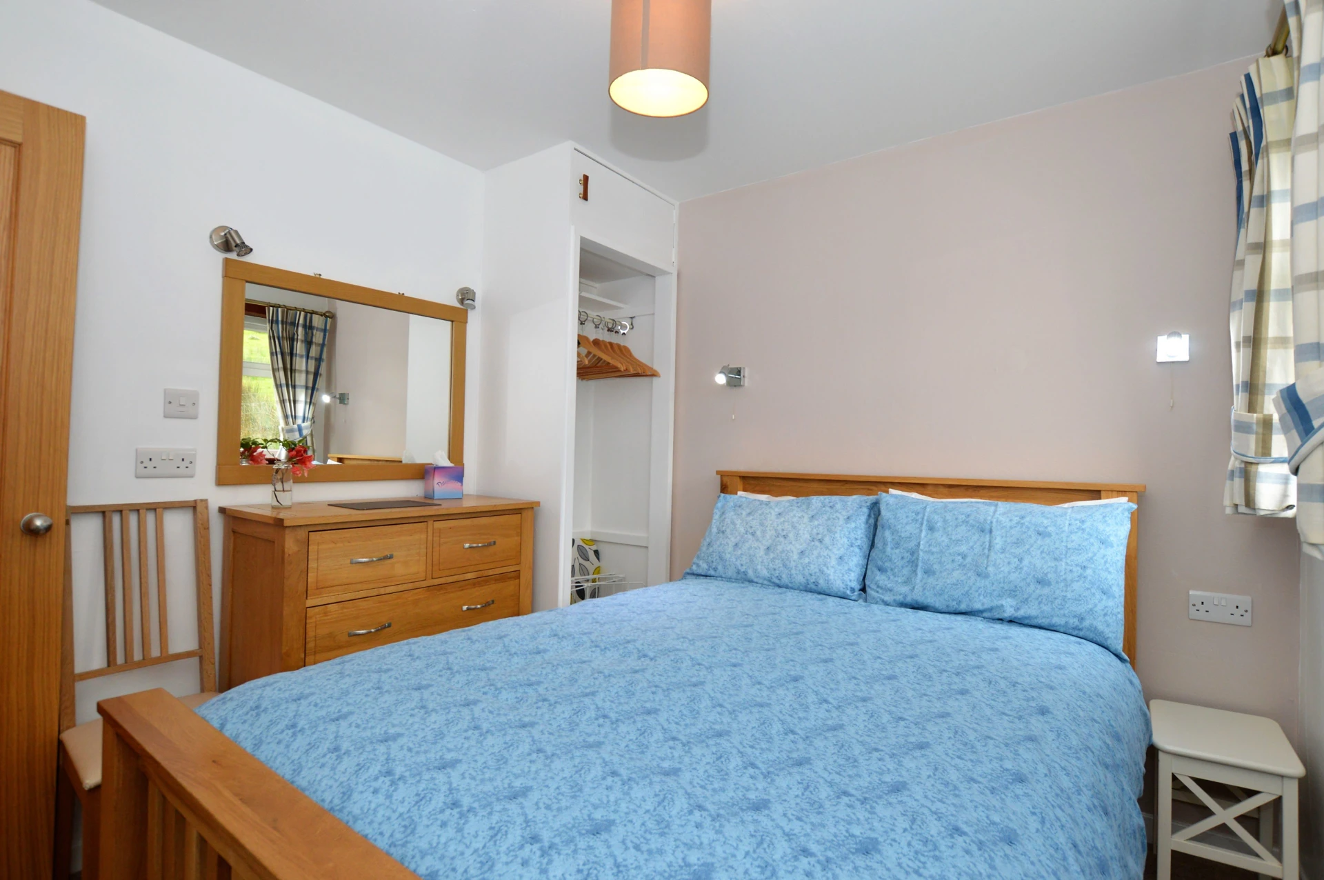 Rowan Cottage Image 1