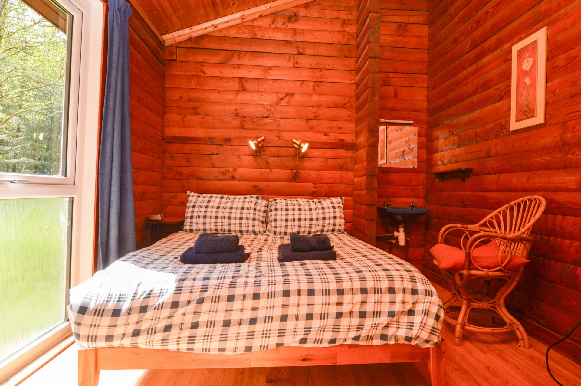 18 Lamont Lodges Image 1