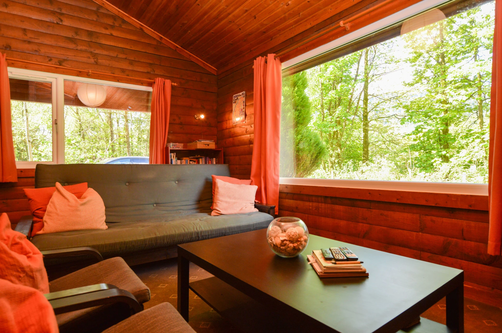 18 Lamont Lodges Image 1