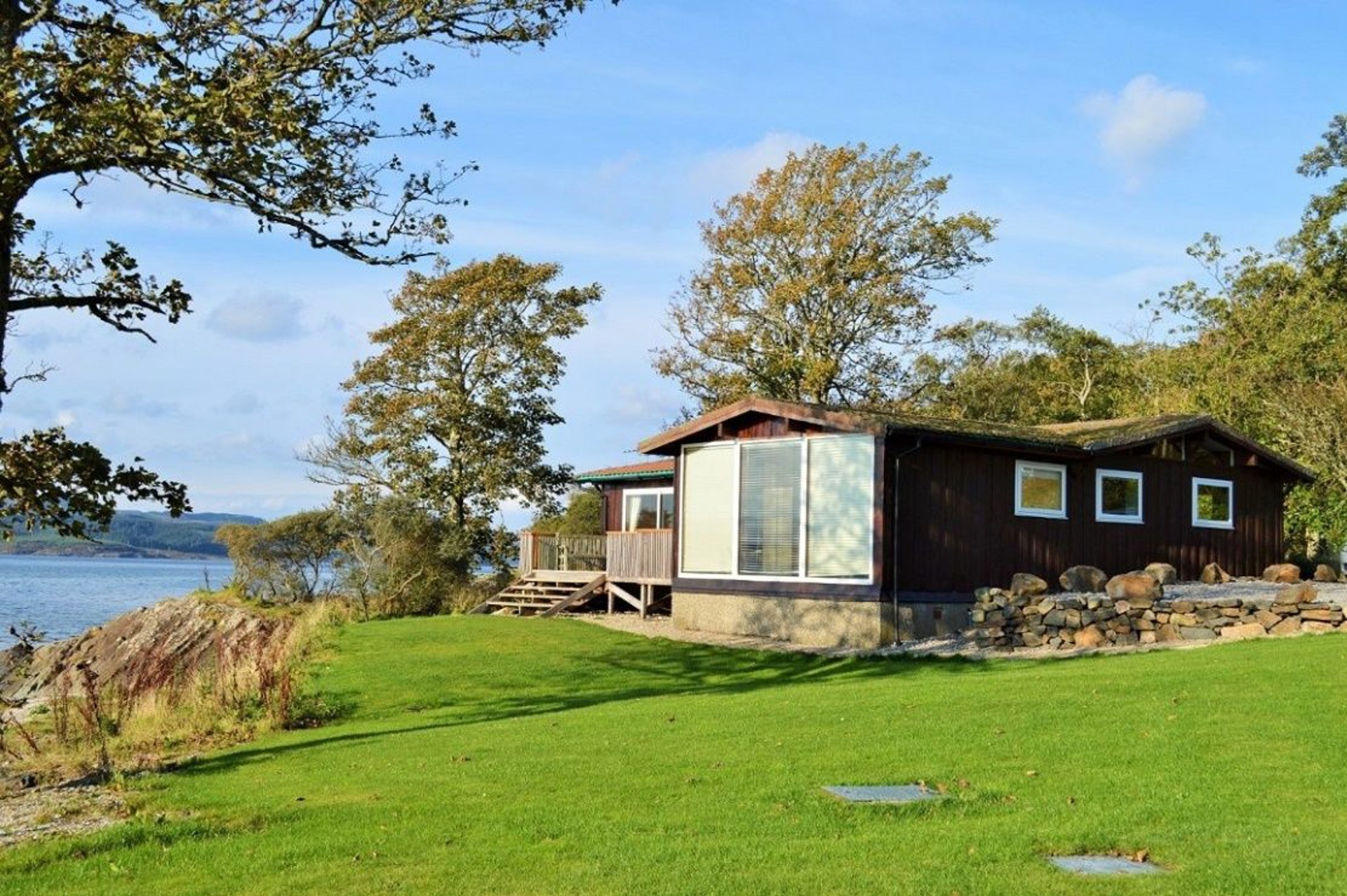 Background image - Property image