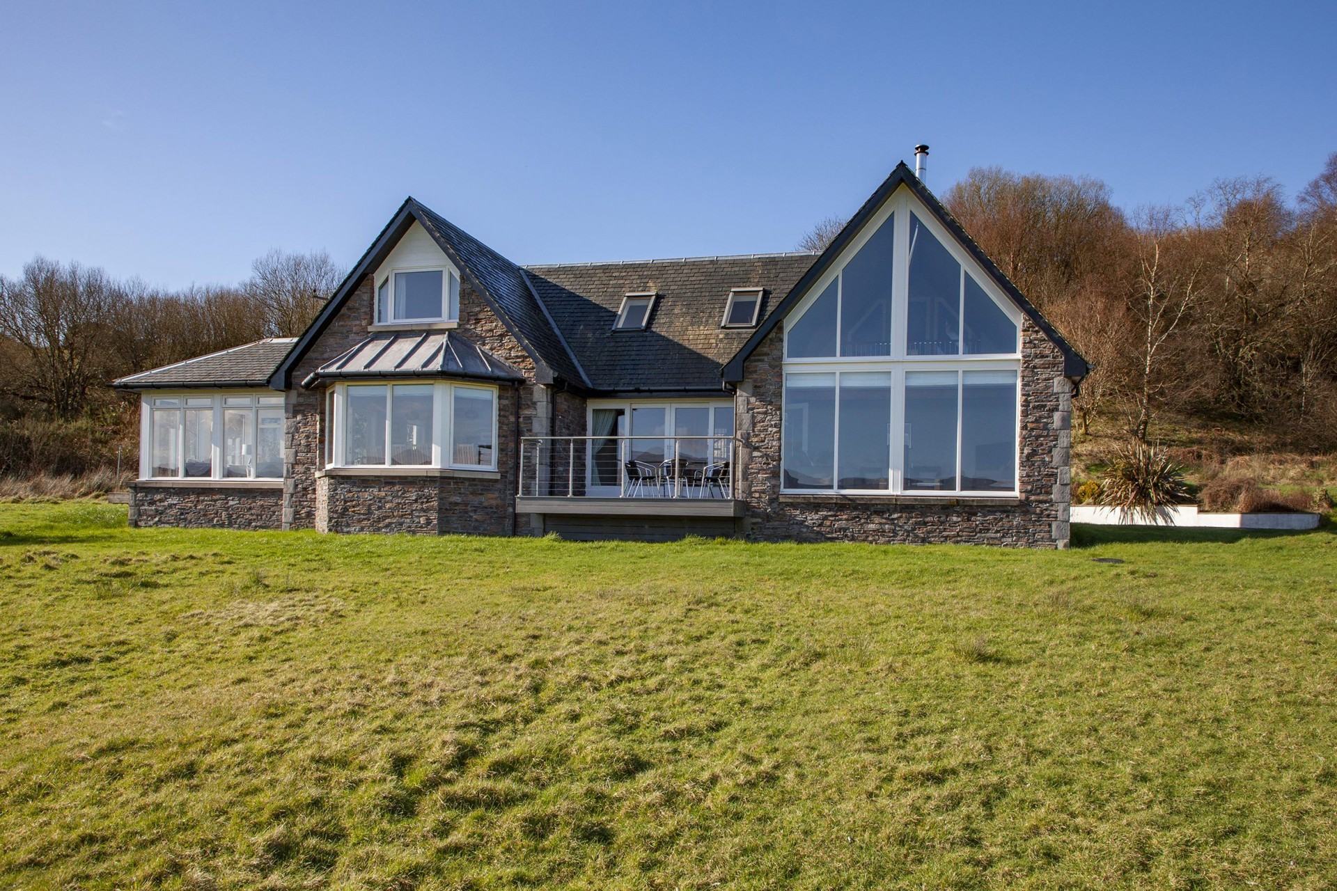 Background image - Property image