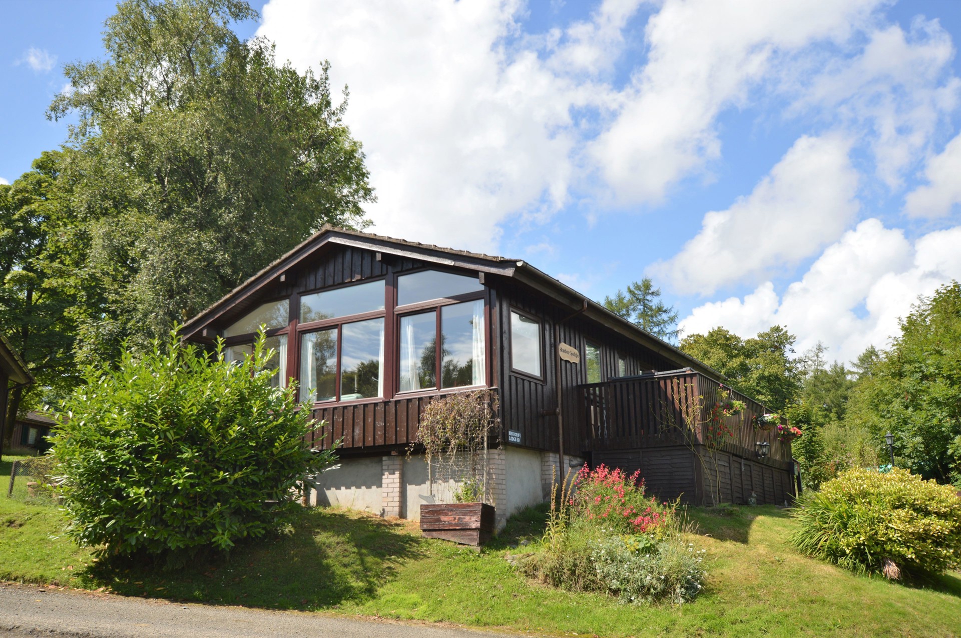 Background image - Property image