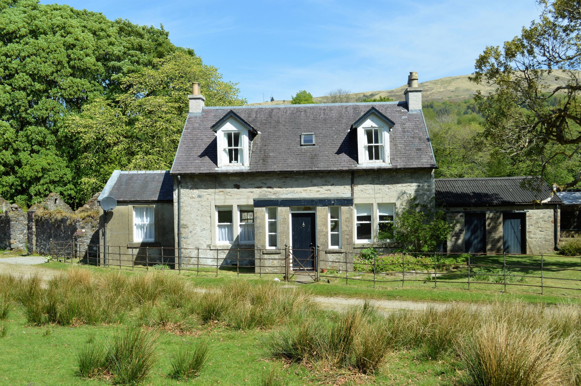 Background image - Property image