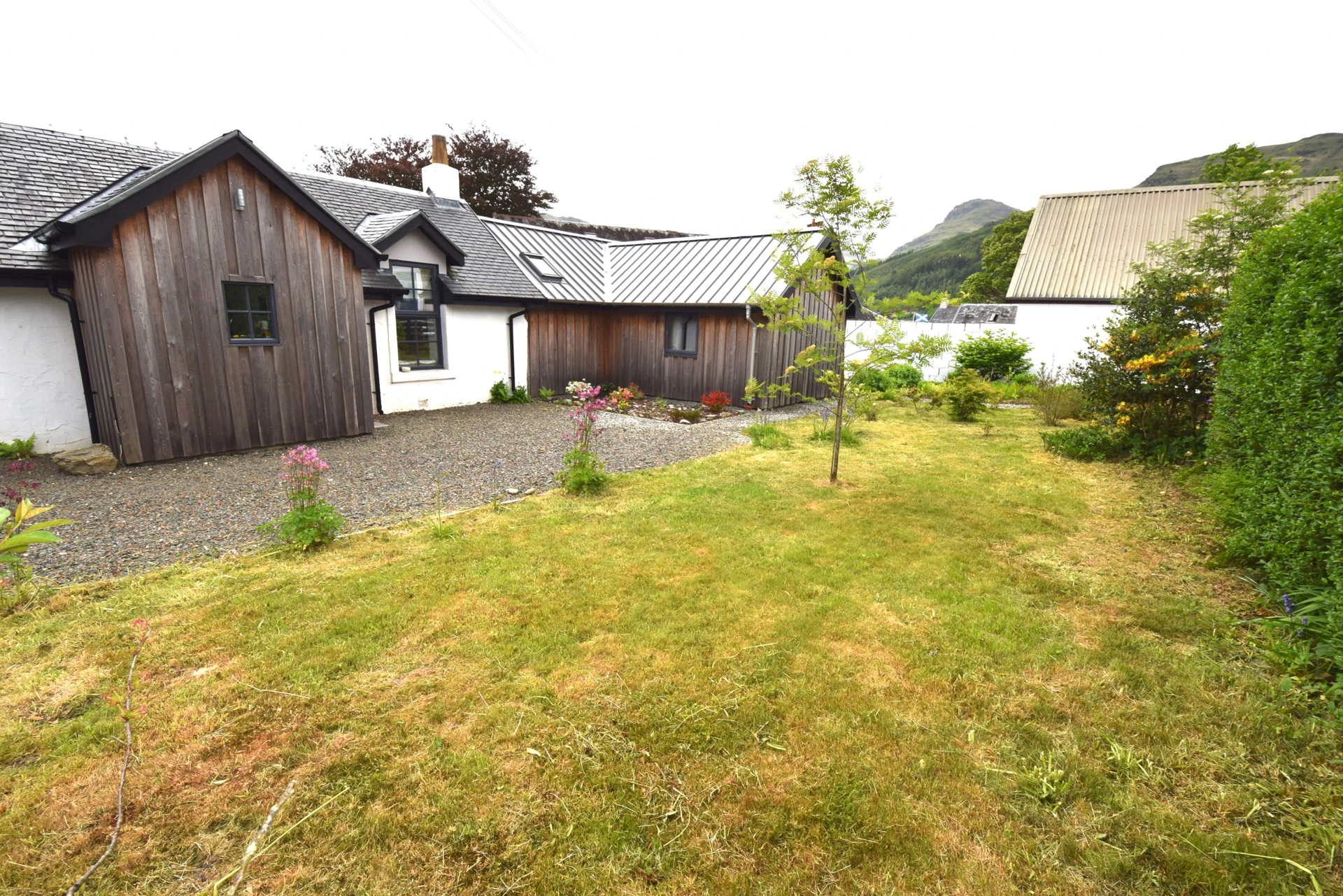 Arivean Cottage Image 1