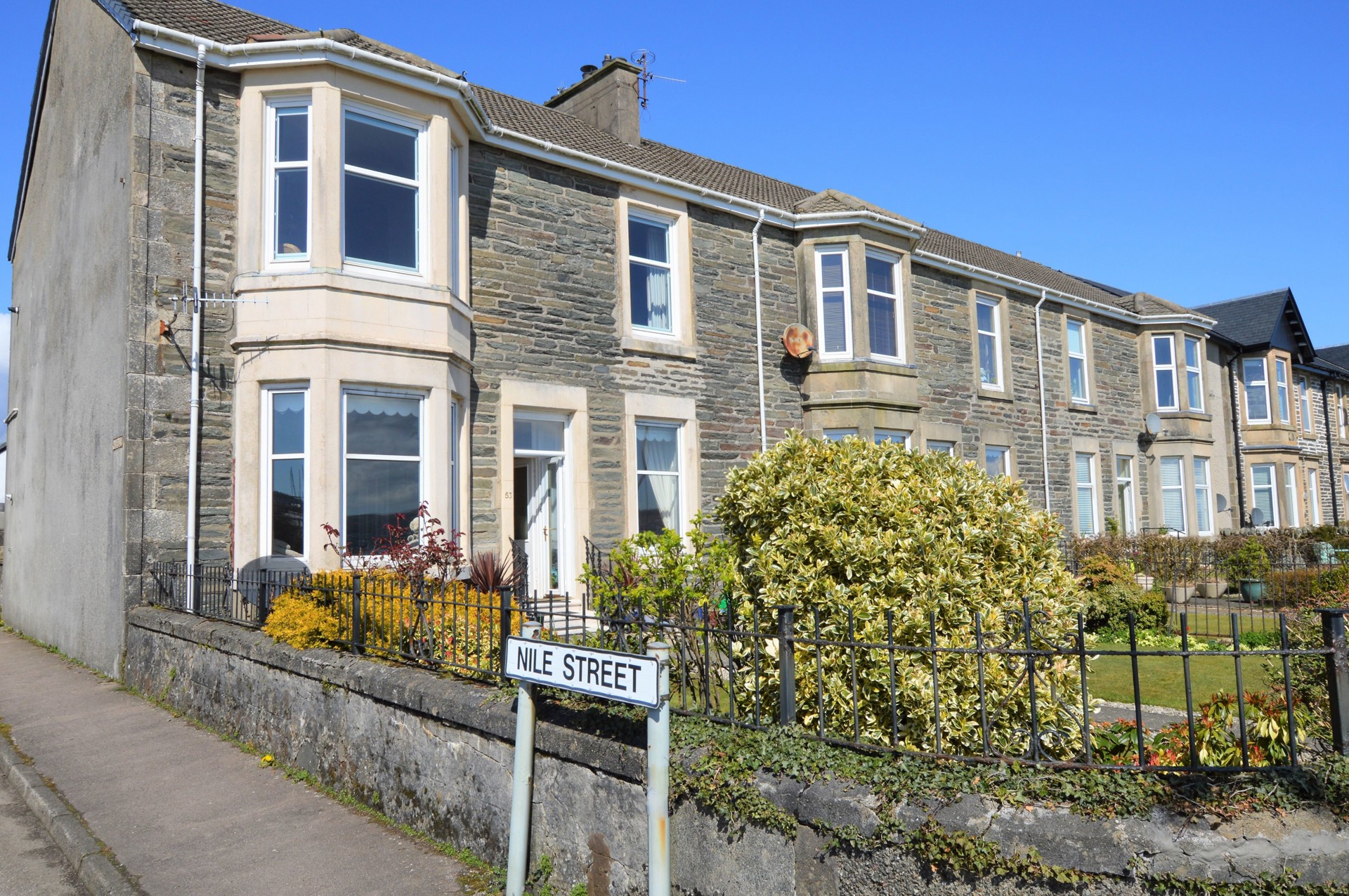 Background image - Property image