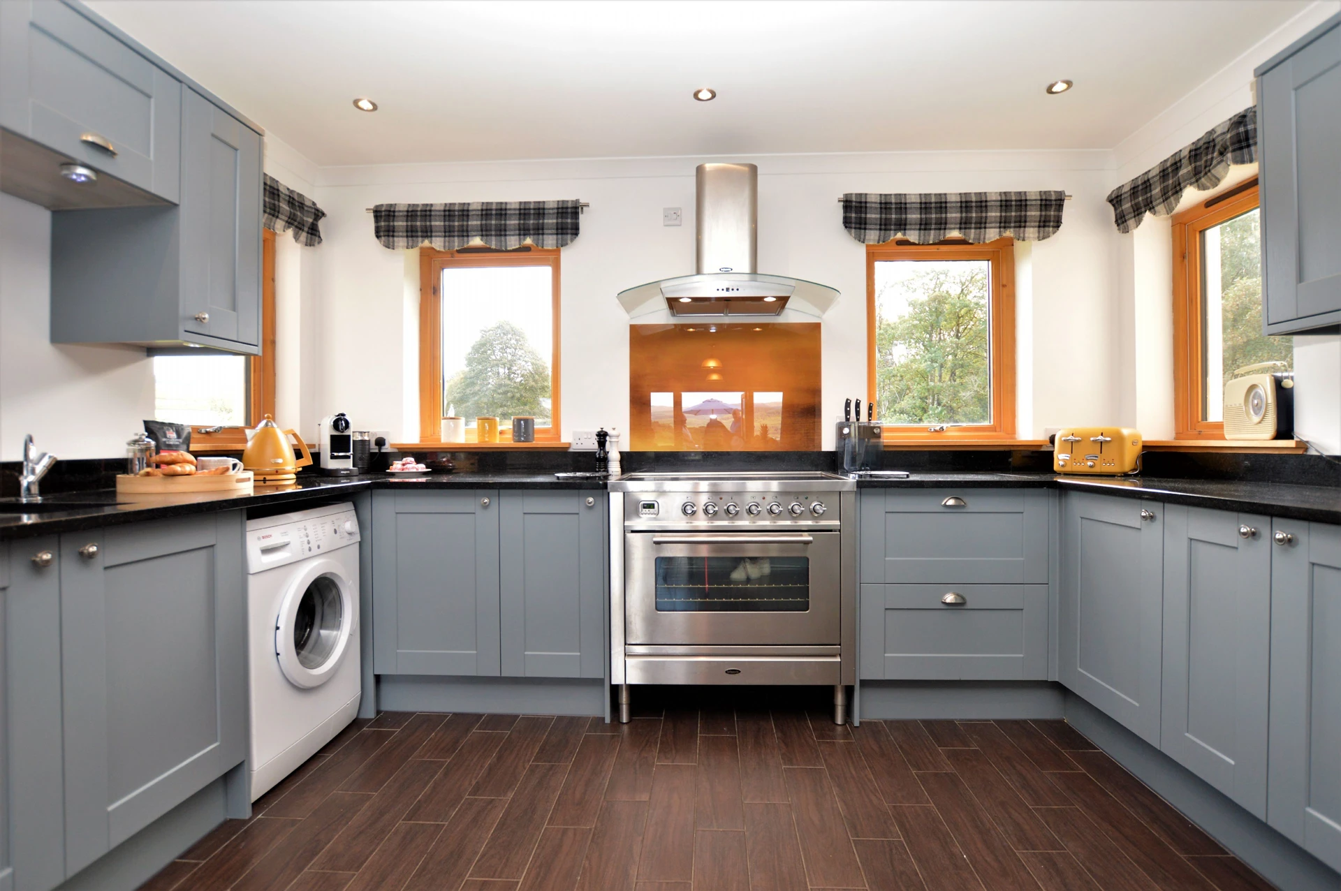 Kennacraig Lodge Image 1