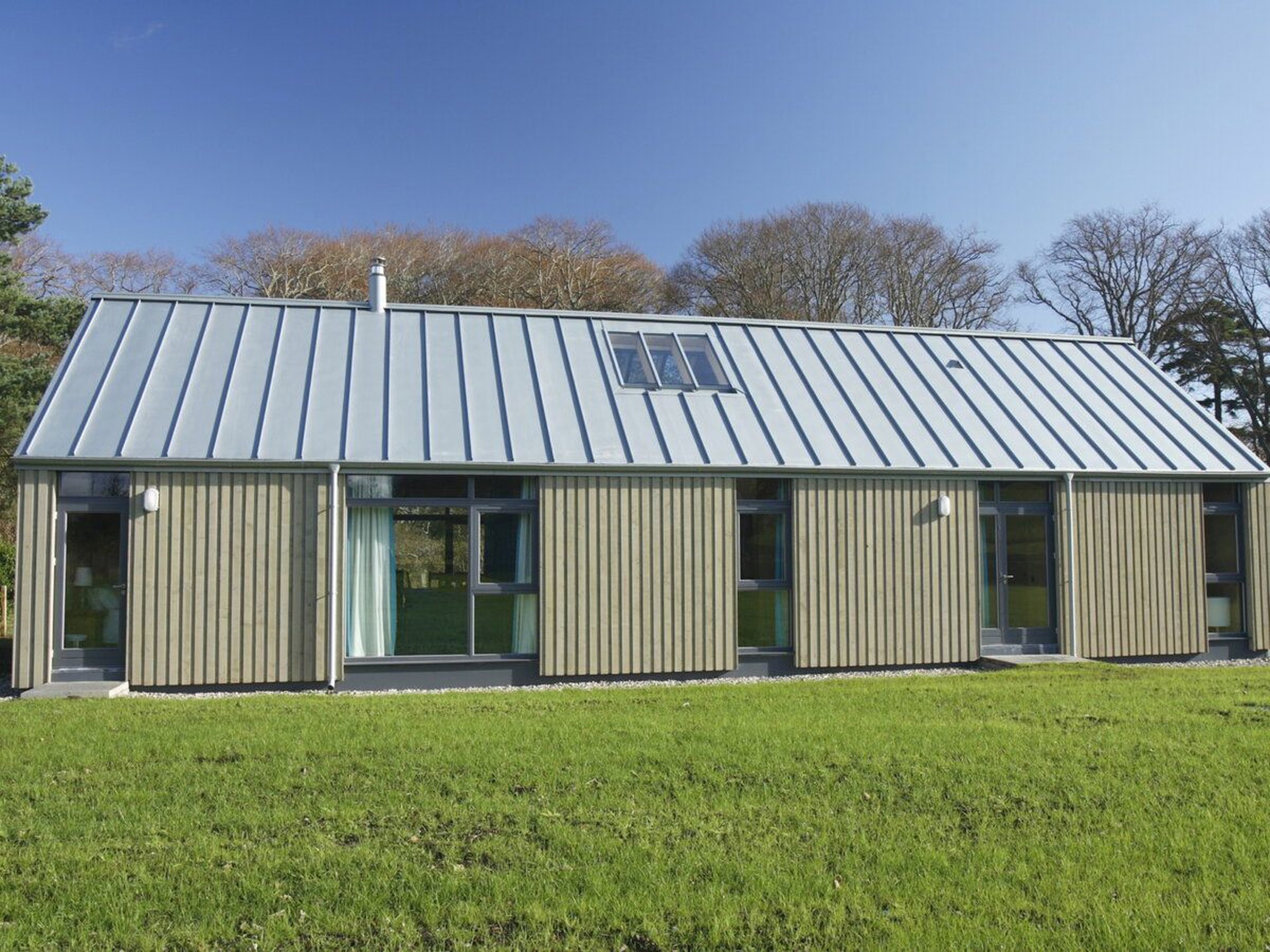 Background image - Property image