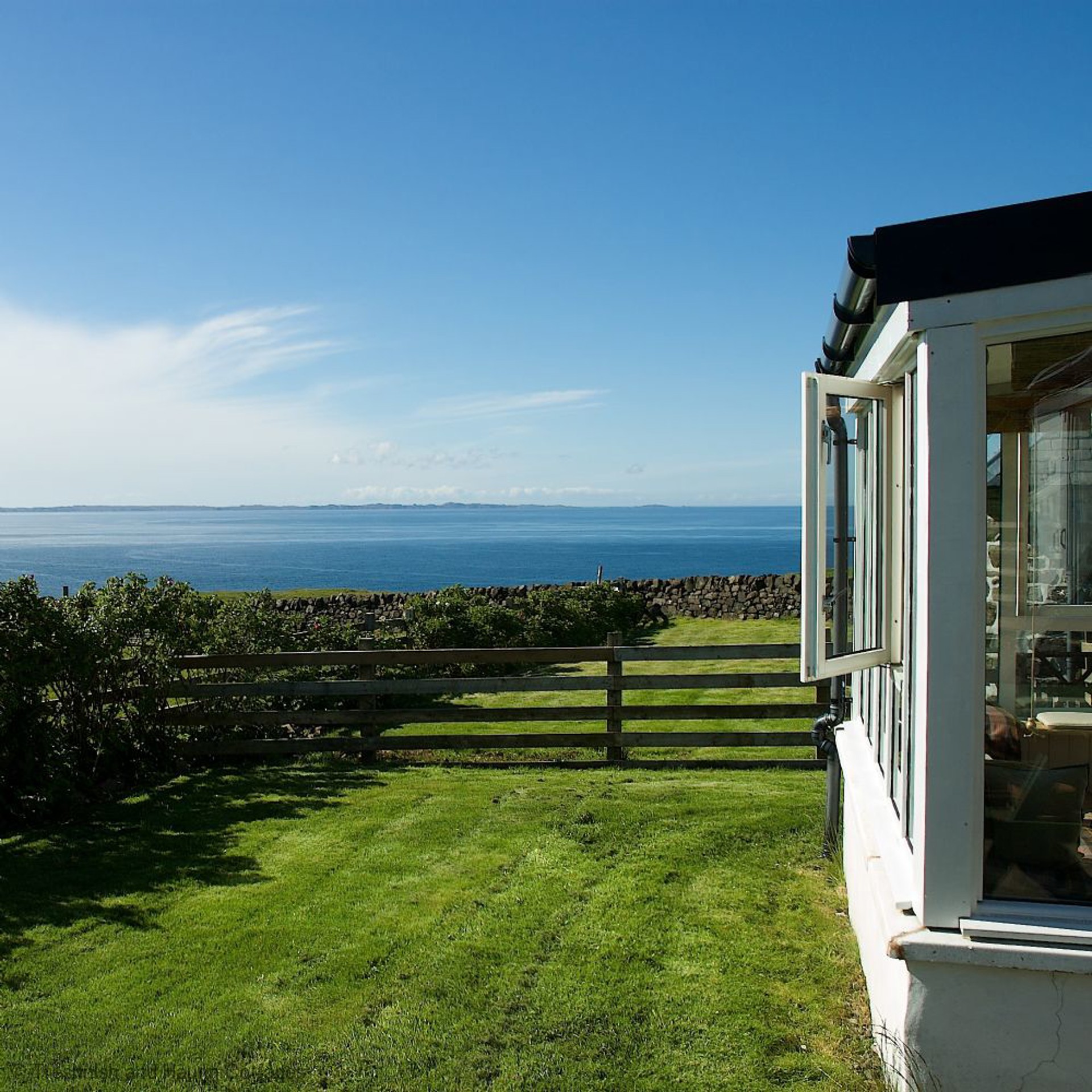 Background image - Property image