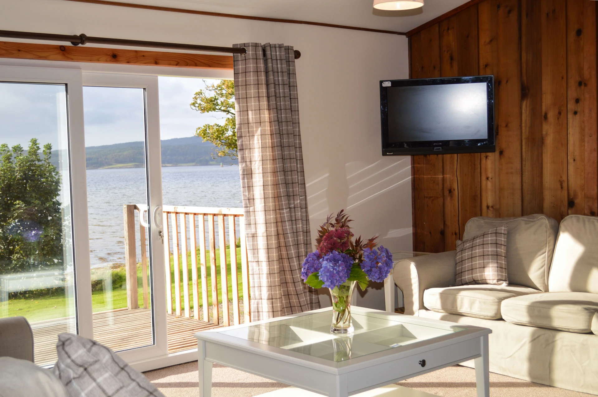 Cockleshell Lodge Image 1