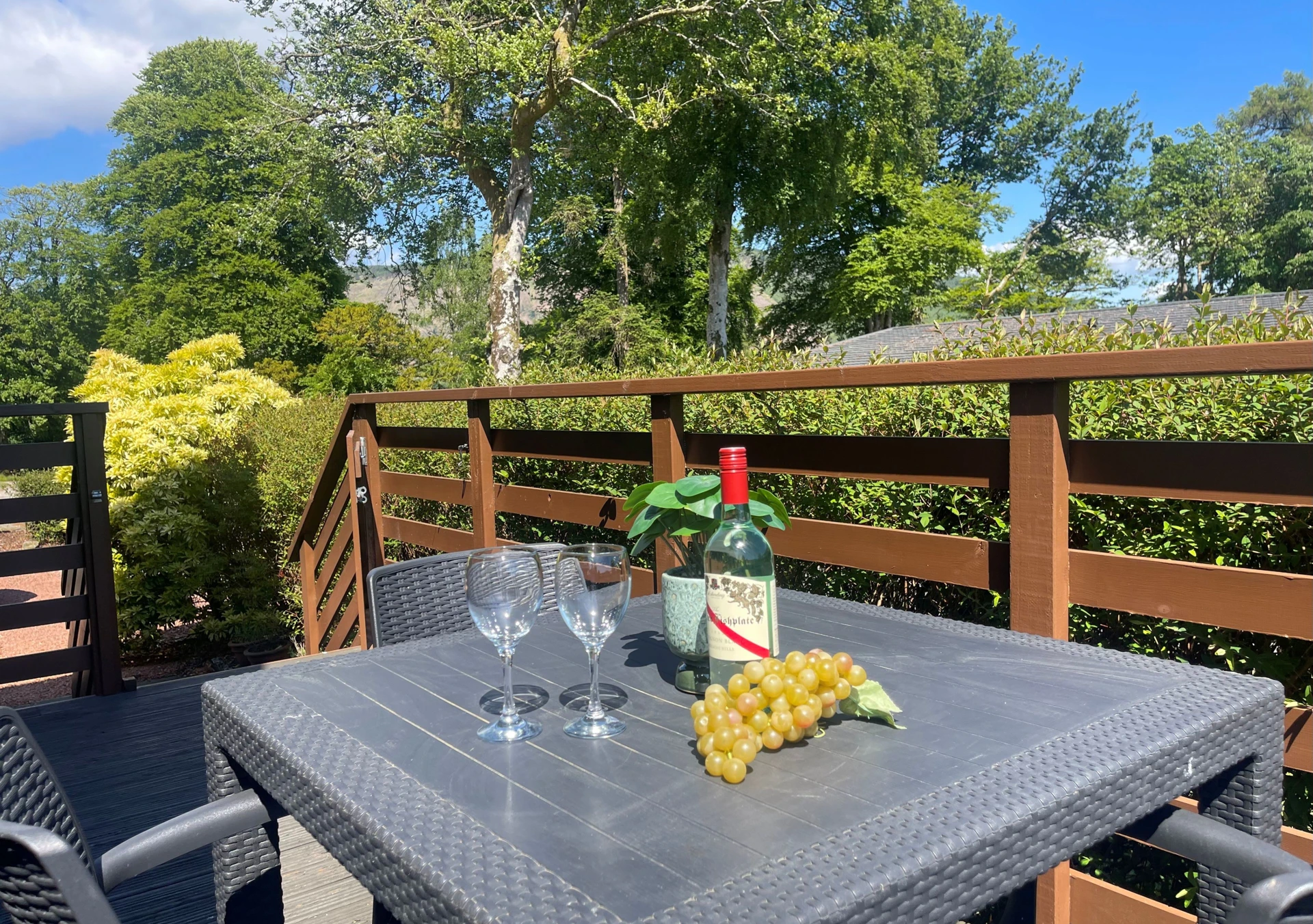 Loch View Lodge Image 1