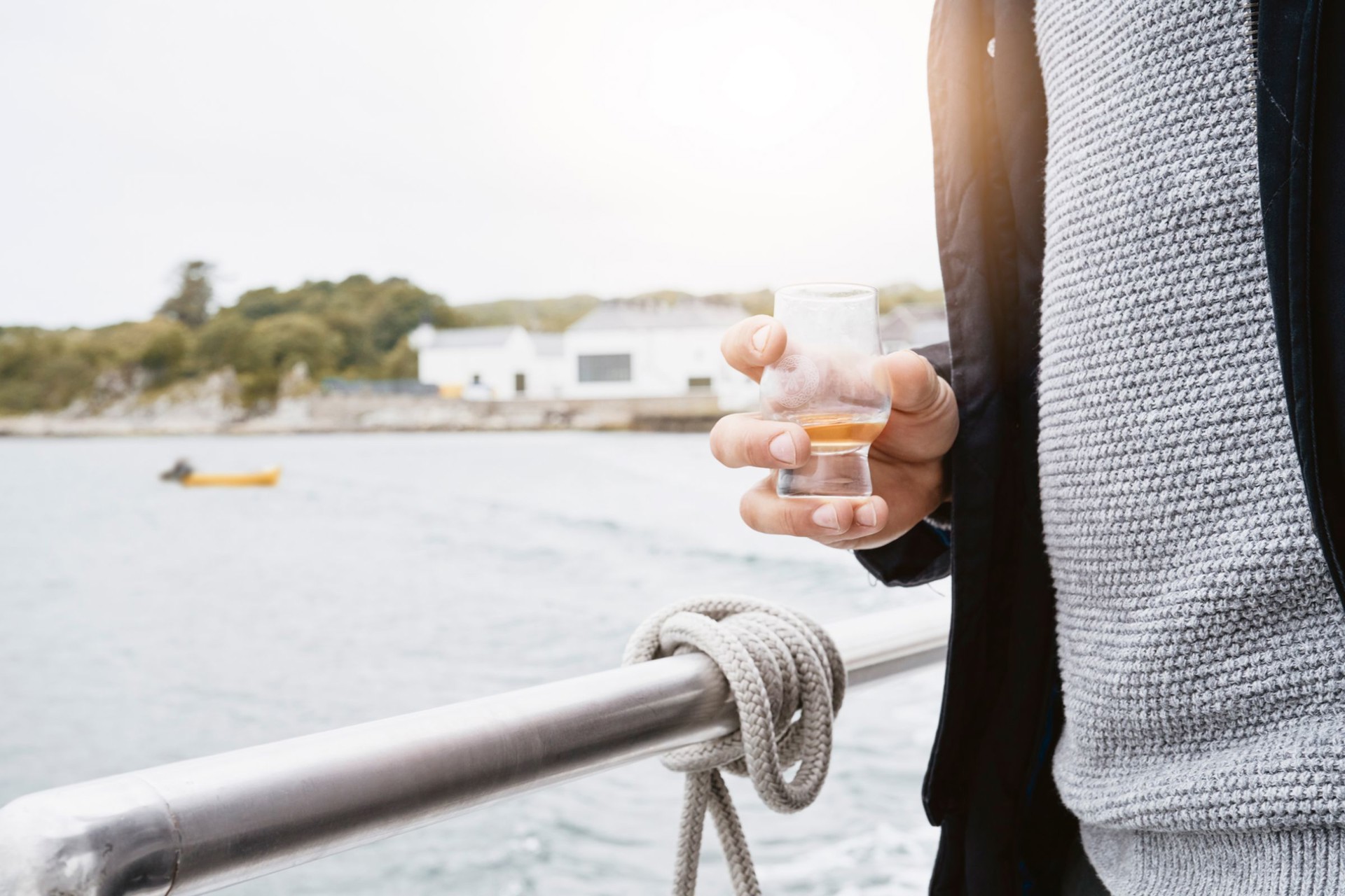 Background image - Islay Sea Adventures Whisky