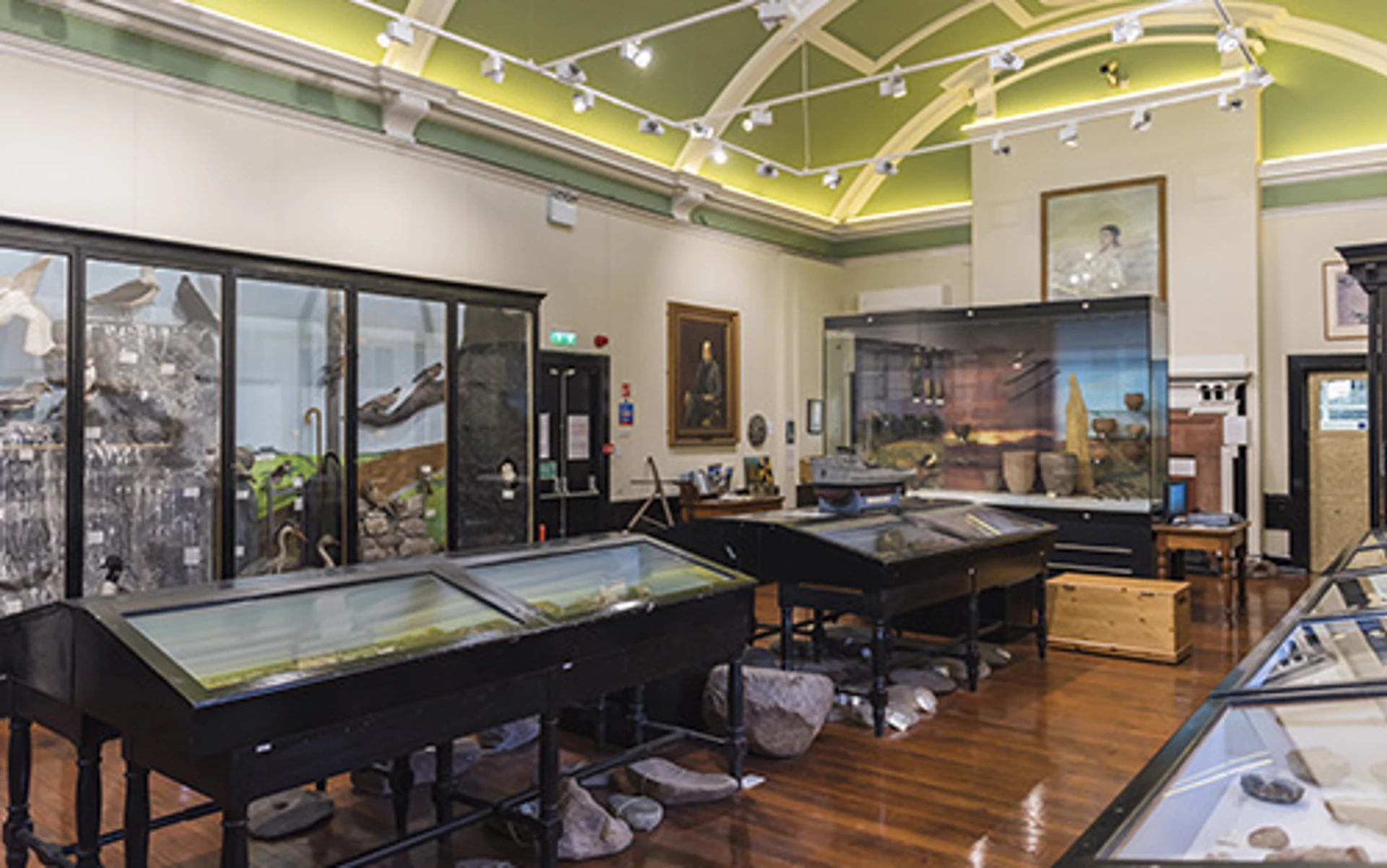 Background image - southqueensferryqfcrossing-roadbridge2.jpg