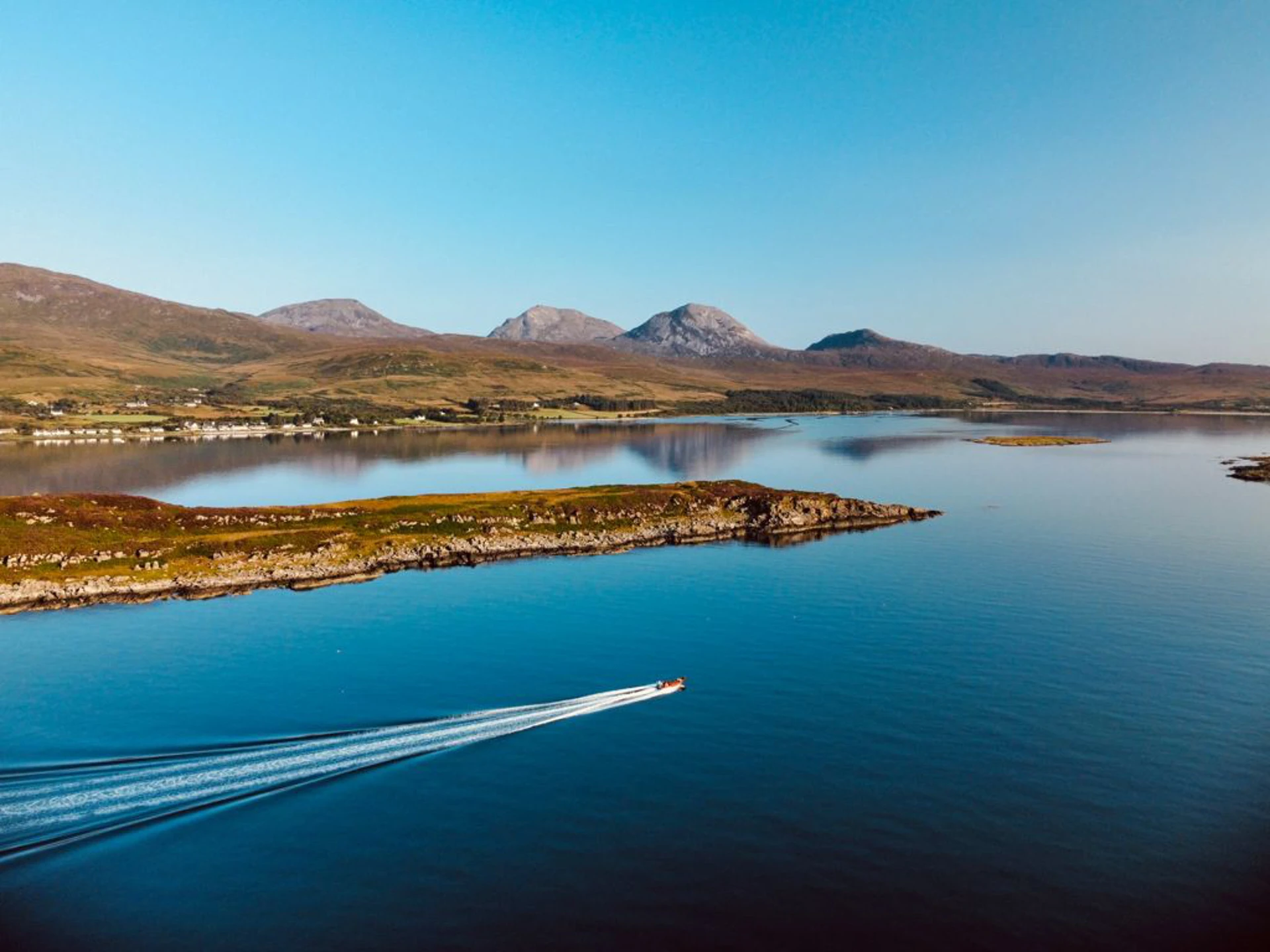 Background image - southqueensferryqfcrossing-roadbridge2.jpg