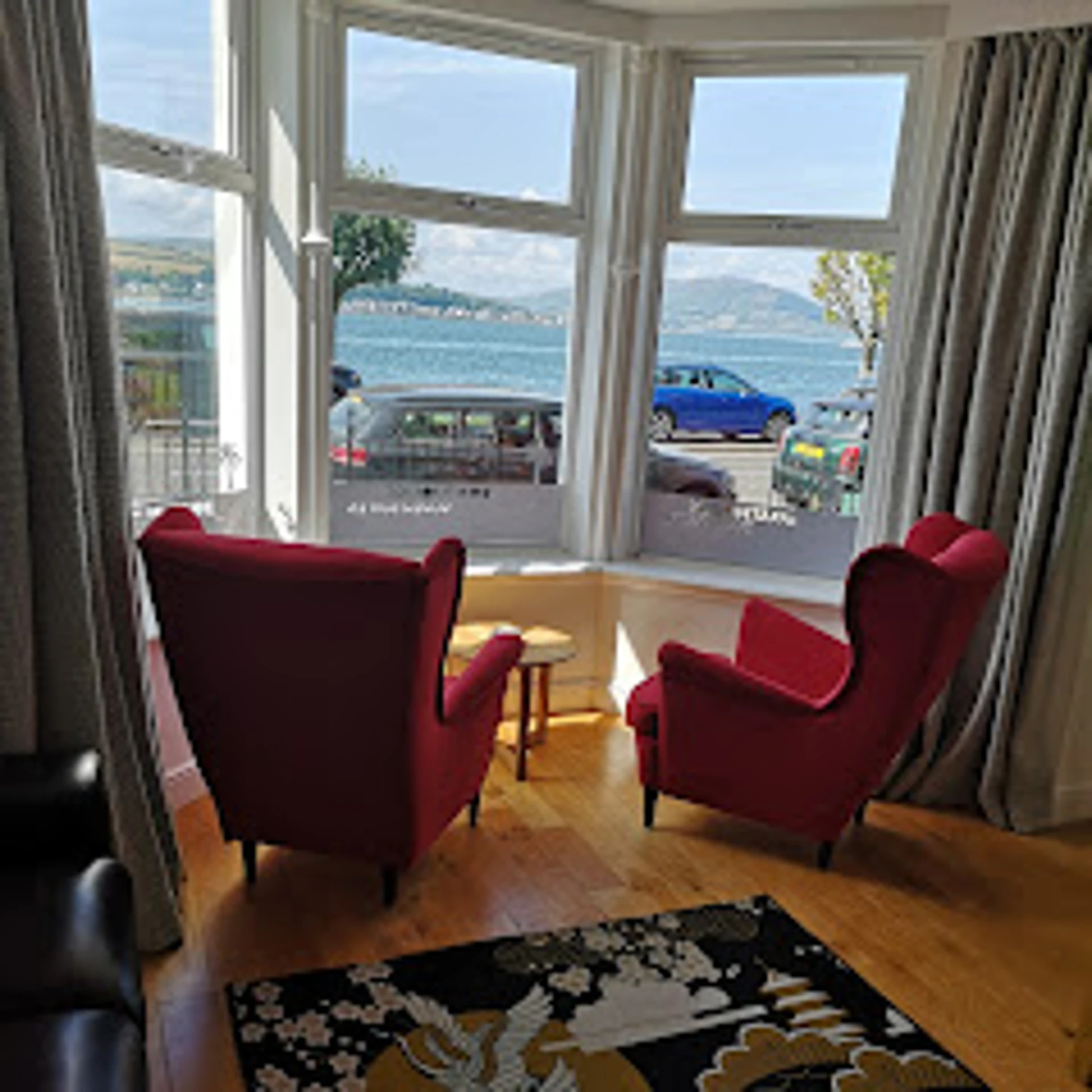 lounge_2_photo.jpg (2)