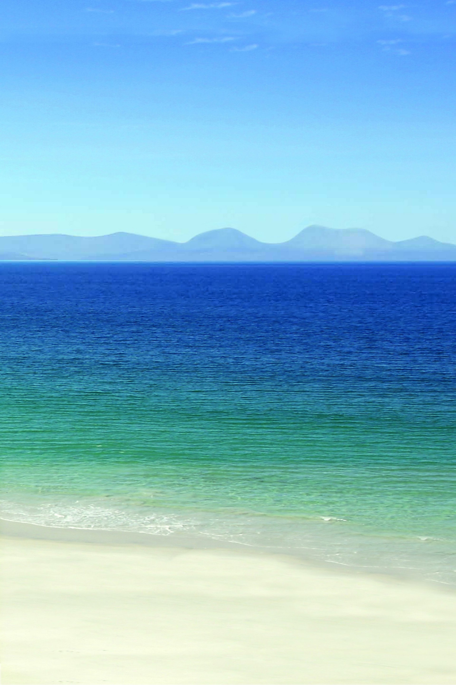 Background image - SEA NO ROCKS Portrait