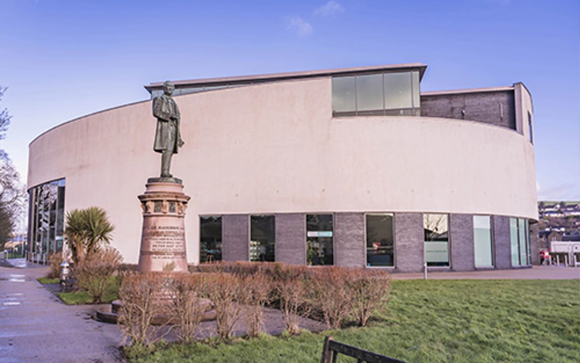 Background image - southqueensferryqfcrossing-roadbridge2.jpg