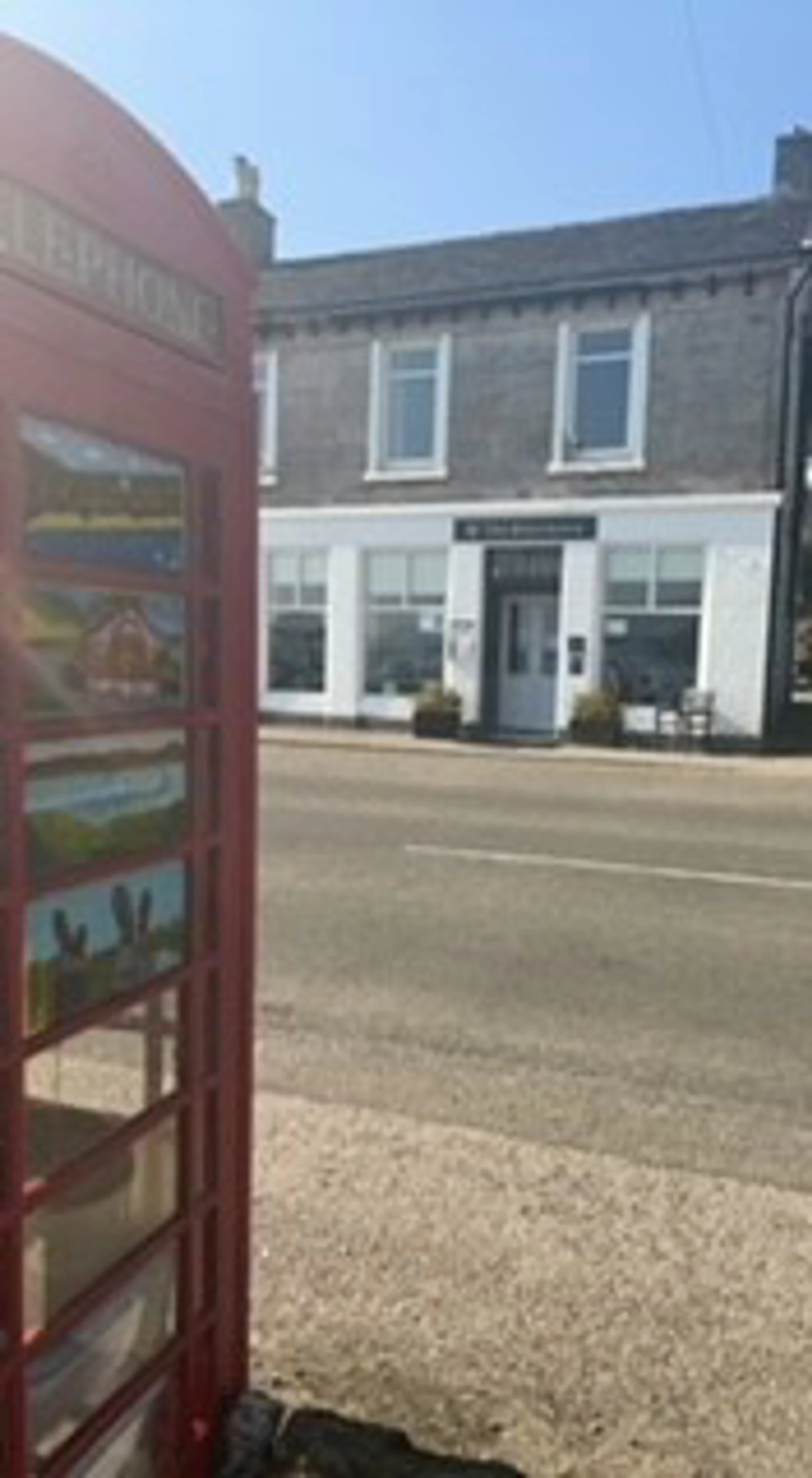 phone_box_front.jpg